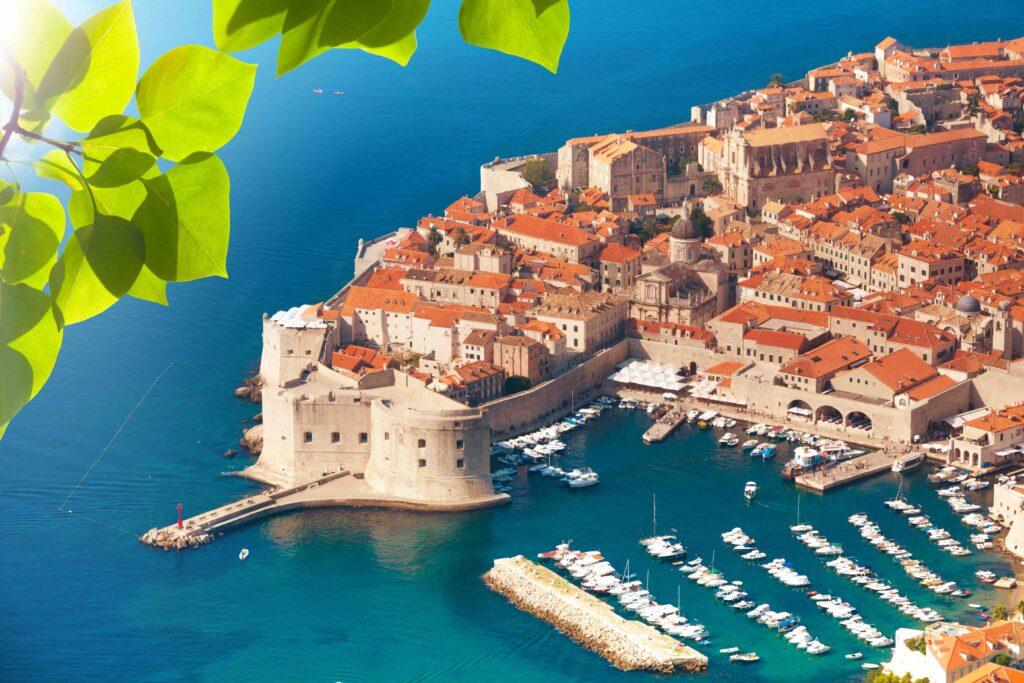 oversiktsbilde over dubrovnik i kroatia sin gamleby