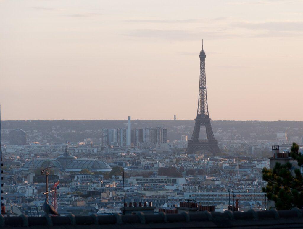 Paris - eiffeltårnet i skumring