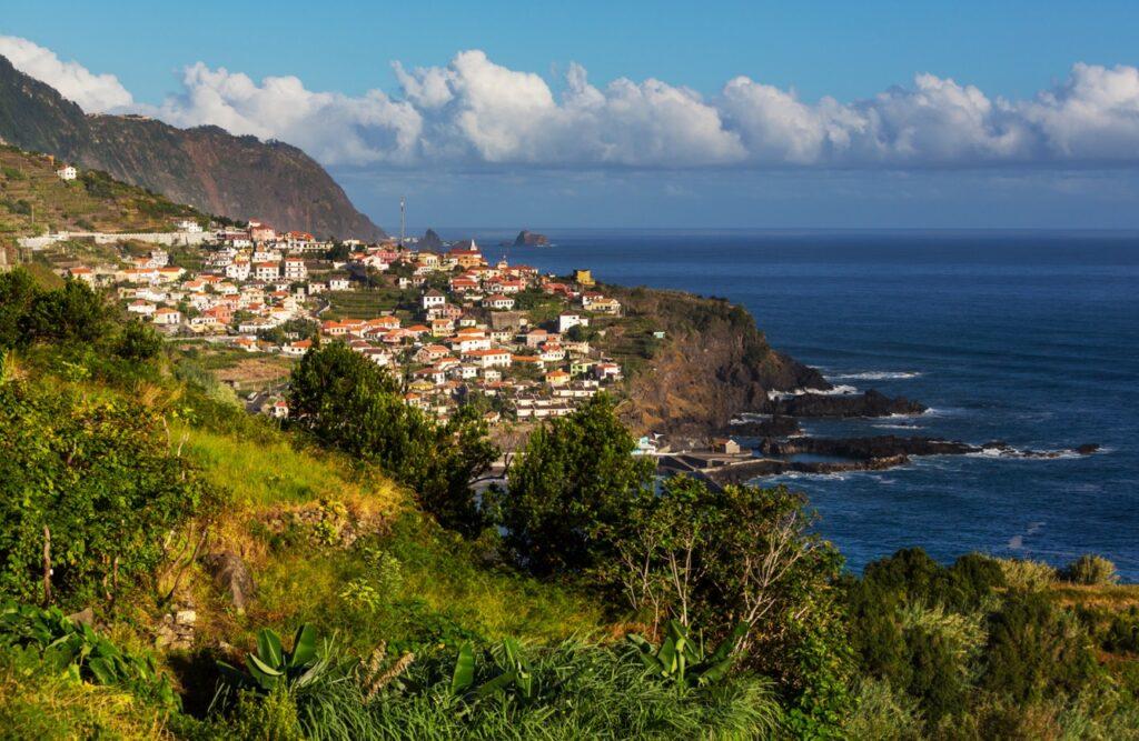 Varme reiser i desember: Bilde fra madeira. 