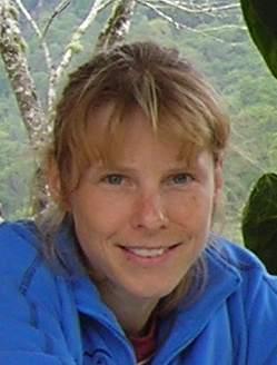 Bilde av vår ekspert i saken Ingeborg Scheve fra langrenn.com. HUn forteller hvorfor hun anbefaler de aller fleste å kjøpe felleski heller enn smøreski og smørefrie ski.
