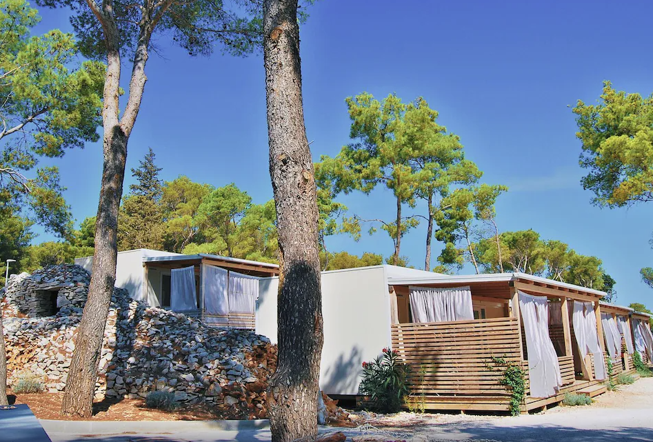 Her finner du hotell på Brač