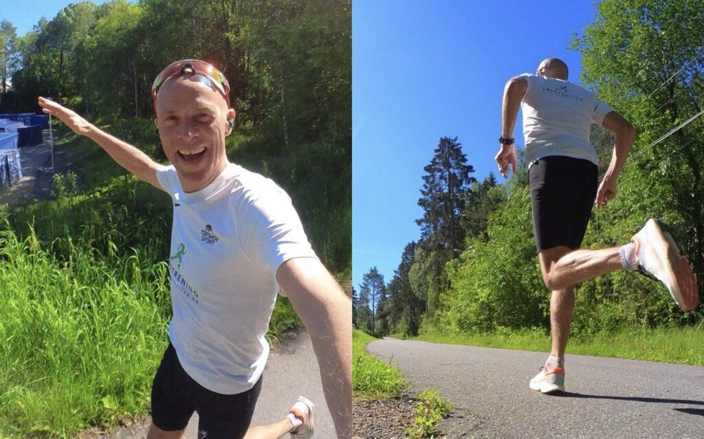 Bildet viser en mann som løper utendørs på en solrik dag. Han har på seg en hvit t-skjorte med logoer og svarte shorts. På det venstre bildet ser vi mannen smilende og løpende mens han tar en selfie. Det høyre bildet viser mannen bakfra mens han løper på en asfaltert vei omgitt av grønn natur og trær. Dette bildet formidler glede ved løping og en aktiv livsstil utendørs i vakre omgivelser. Løpeeksperten Andreas Gossner fra løpetrening.no svarer, Hvordan blir du en robust løper?