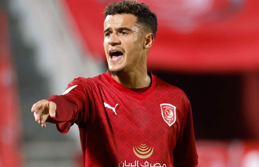 Philippe Coutinho speaks to teammates during the AFC Champions League Group E football match between Qatar’s Al-Duhail and Iran’s Persepolis at Abdullah bin Khalifa Stadium in Doha on October 2, 2023