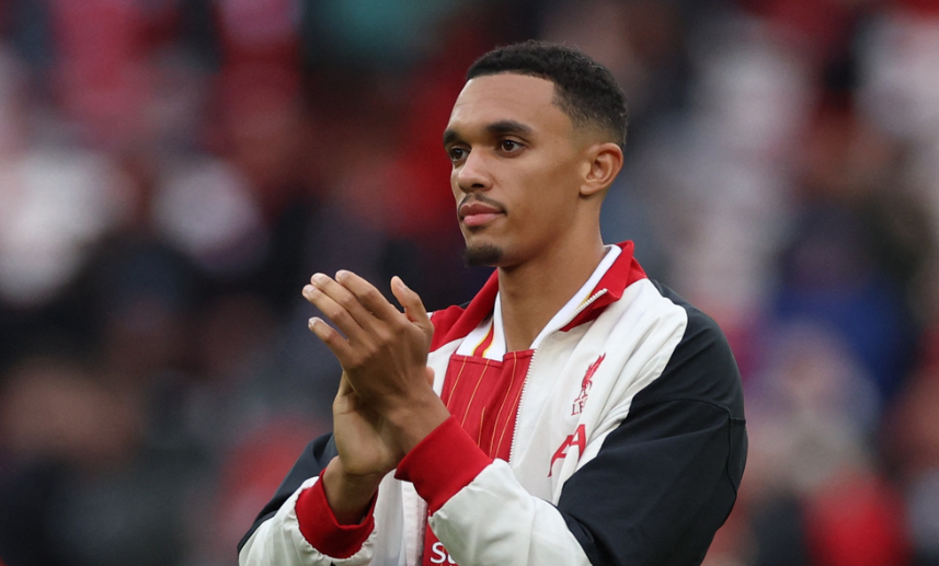 Soccer Football - Premier League - Liverpool v Brentford - Anfield, Liverpool, Britain - August 25, 2024 Liverpool's Trent Alexander-Arnold applauds fans after the match