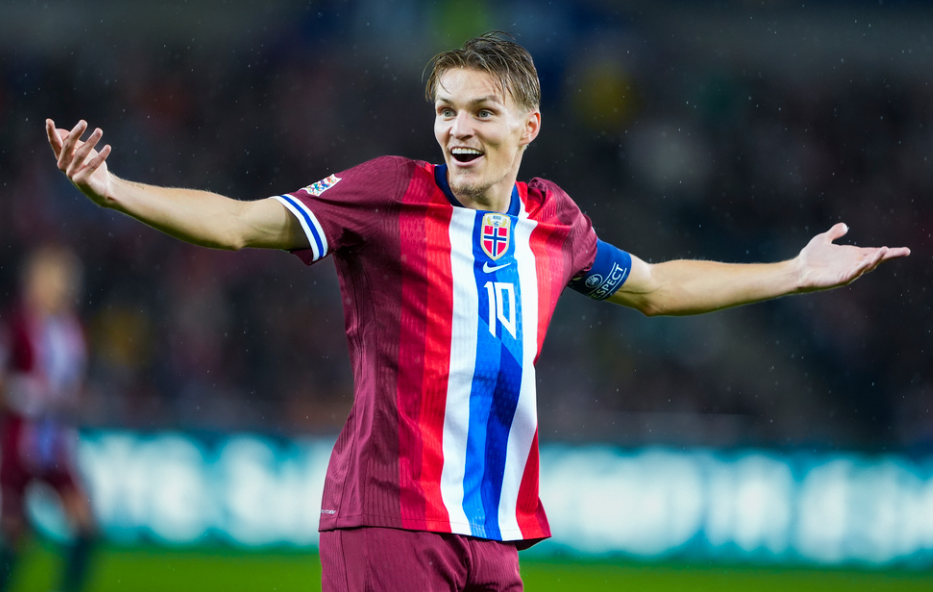 Oslo 20240909. Martin Ødegaard under fotballkampen i Nations League mellom Norge og Østerrike på Ullevaal Stadion.