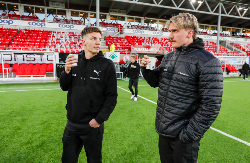 Tromsø 20241019. Bodø/Glimts Jostein Gundersen og Runar Espejord før eliteseriekampen mellom Tromsø og Bodø Glimt på Romssa Arena.