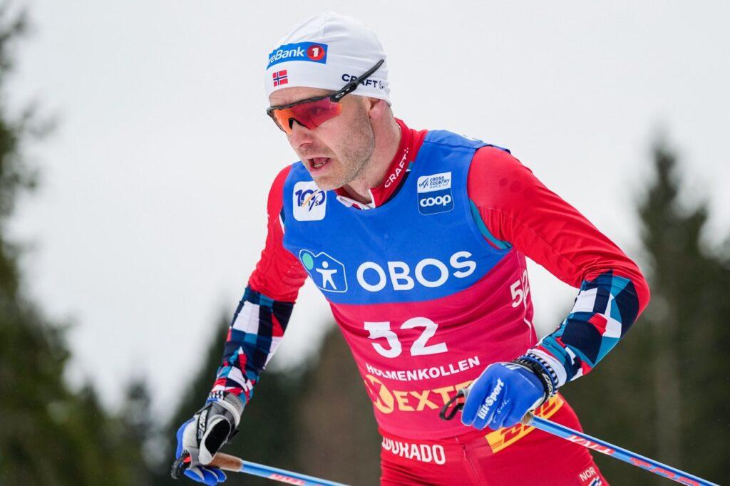 Sjur Røthe i aksjon under 50 km fellesstart i klassisk stil under verdenscupen i Holmenkollen, Oslo, 10. mars 2024.