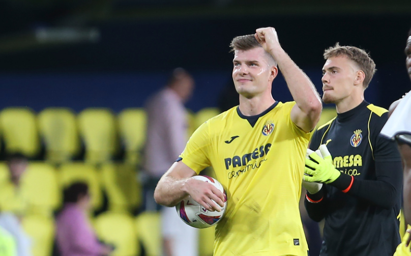 Villarreal's Alexander Sorloth gestures after the Spanish La Liga soccer match between Villareal and Real Madrid at Estadio De La Ceramica in Villareal, Spain, Sunday, May 19, 2024