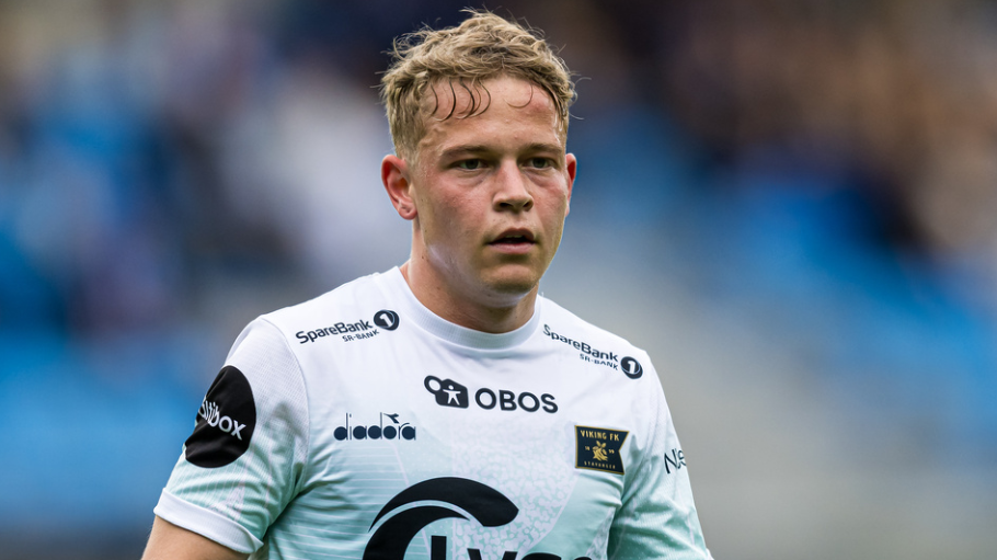 Vikings Sondre Auklend under eliteseriekampen i fotball mellom Molde og Viking på Aker Stadion.