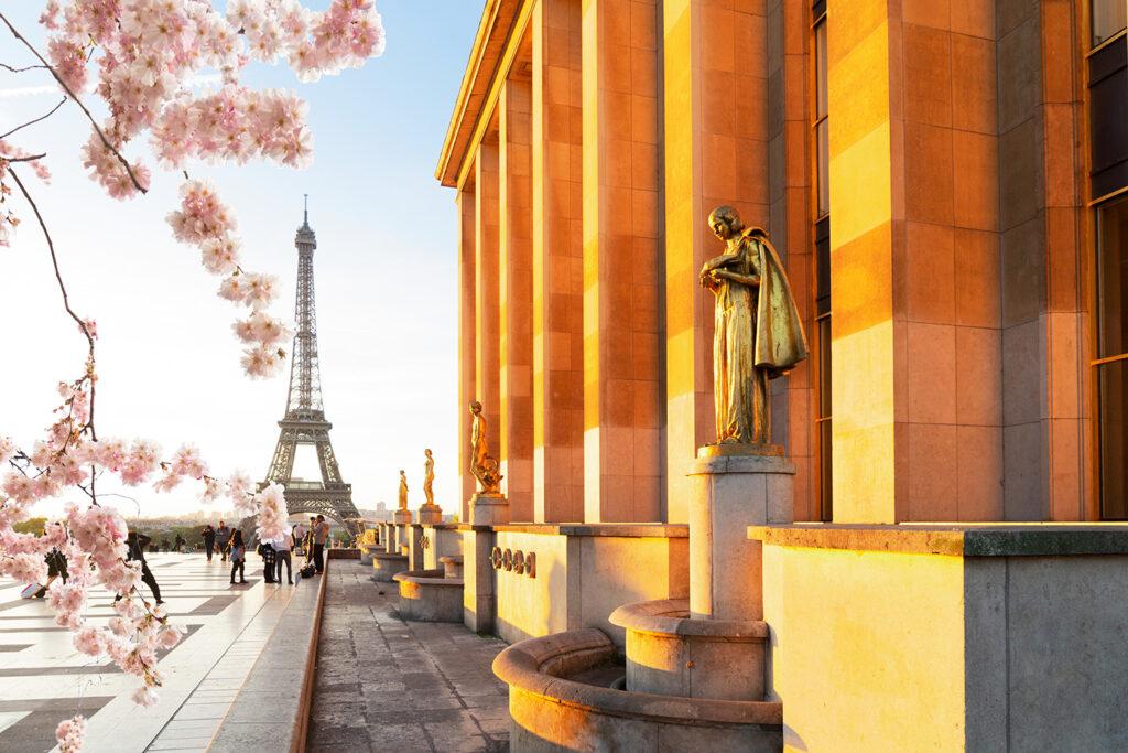 trocadero i paris er det beste stedet å se eiffeltårnet.