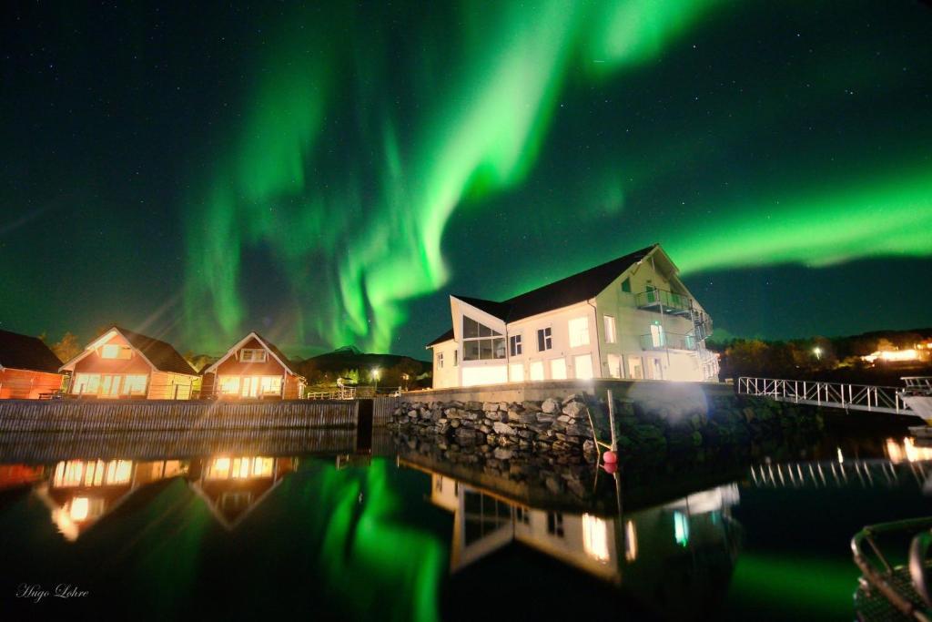 Senja fjordhotell luksus boblebad nord-norge troms