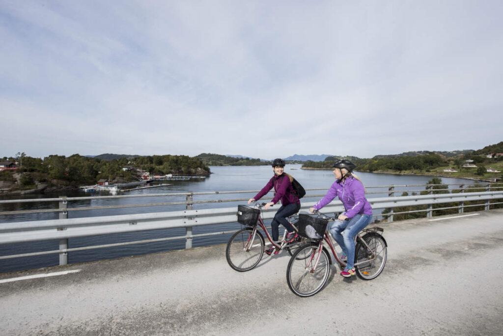 nordssjøvegen er i guinnes rekordbok for å være verdens lengste sykkelvei