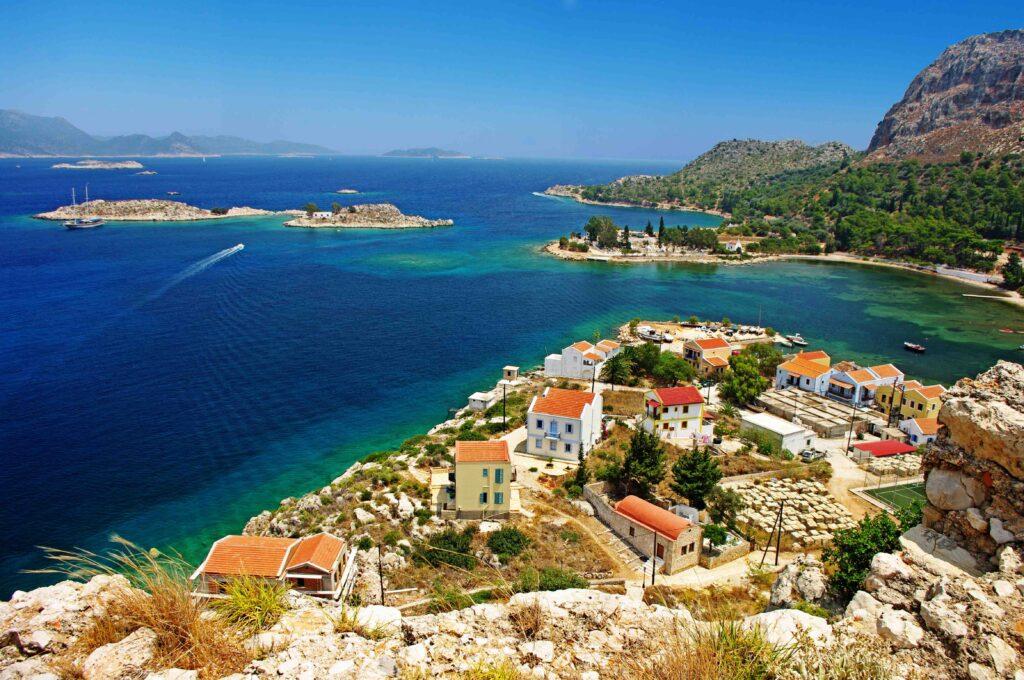 øyhopping i hellas bildet viser den greske øya  Kastelorizo