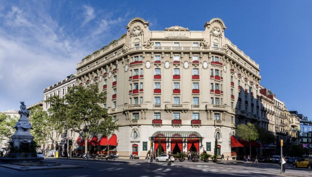 Stort hotell i sentrum av Barcelona.