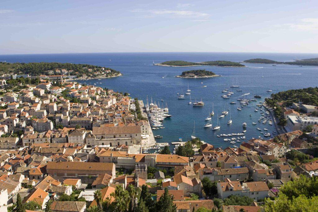 Øya Hvar i Kroatia er en av de flotteste øyene i landet.