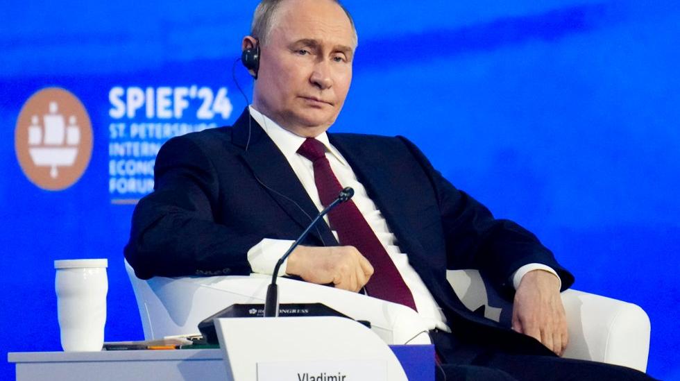 Il presidente Putin afferma che la Russia svolge un ruolo importante nel commercio globale