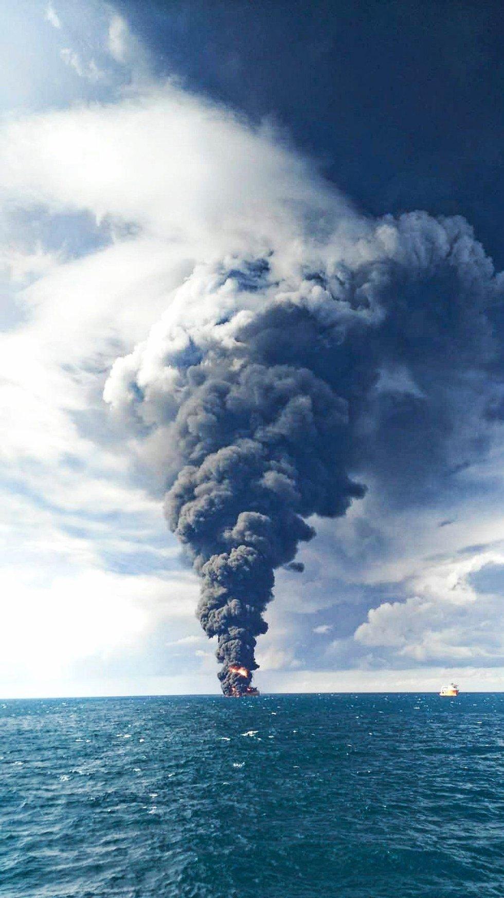Et slikt oljeutslipp har verden aldri sett før | ABC Nyheter
