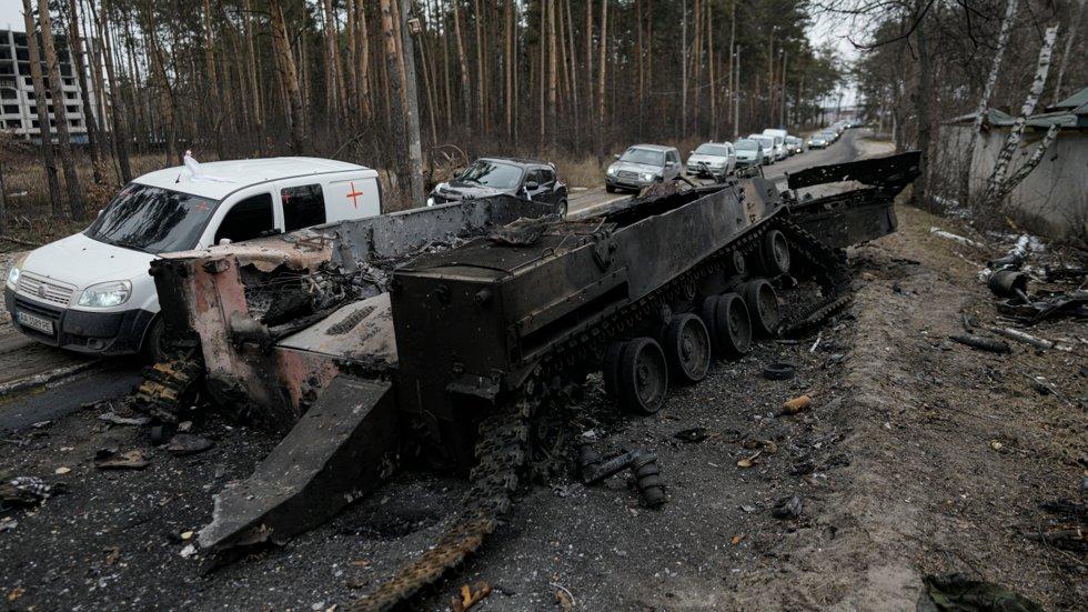 Ukraine claims to have found parts of German Bosch in destroyed Russian tanks, but it is unclear how these parts ended up there.
