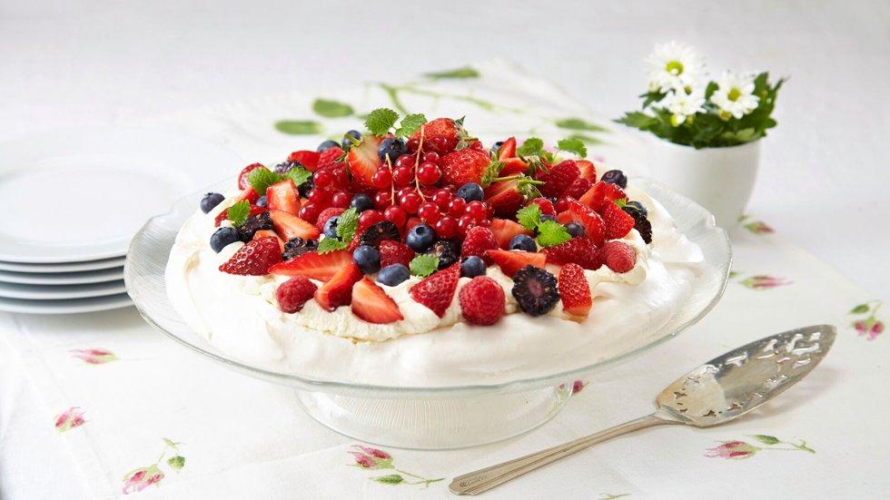 Pavlova with fresh berries is a classic for celebration on May 17.  Photo: OFG