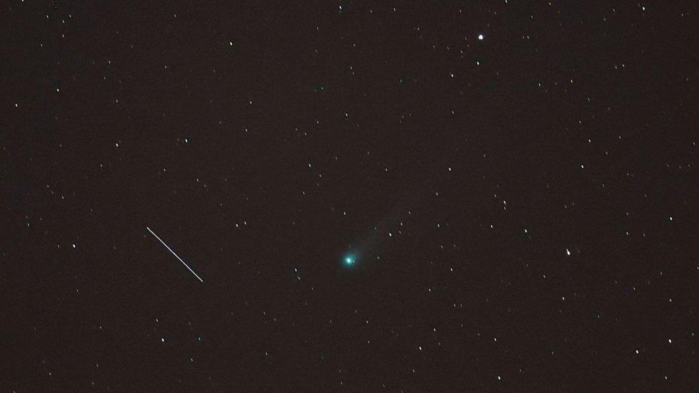 Comet 12P/Pons-Brooks was seen from the Gtan Canaria region earlier in March.  Photography: Borja Suarez - Reuters
