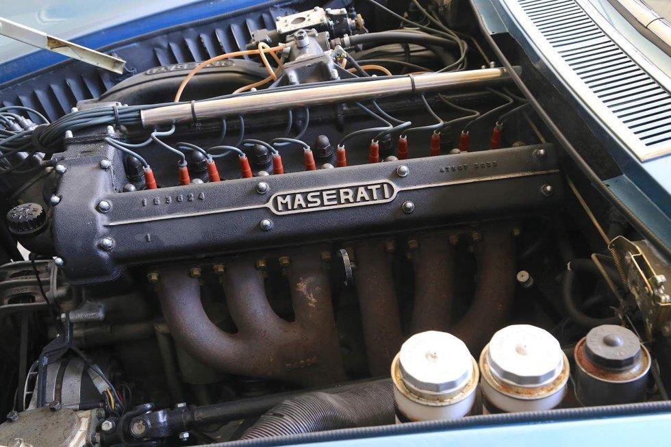 Geni da corsa: la Maserati Mistral a sei cilindri in linea con doppio albero a camme in testa e doppia accensione è stata presa direttamente dalla leggendaria vettura 250F di Formula 1 degli anni '50.  Foto: Foto: Ivar Engerud / Finansavisen
