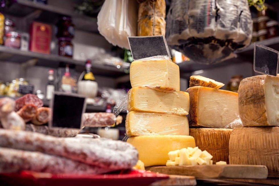 Una città per il cibo: La foto è tratta da uno dei mercati alimentari di Firenze.  Questi posti sono pieni di prelibatezze locali, dice Iverson.  Soprattutto carne.  Foto: Shutterstock/NTB