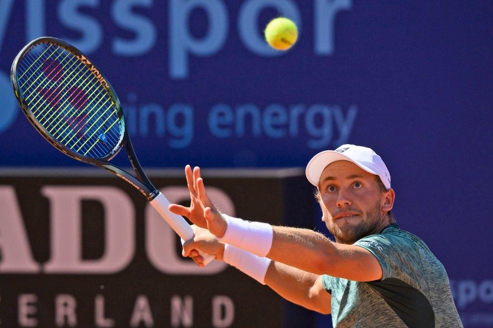 Ruud defends Gstaad title with great recovery