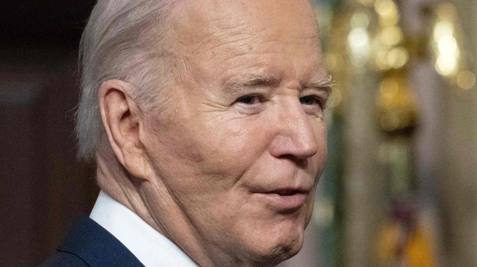 Joe Biden ha suscitato scalpore con i segni della maschera