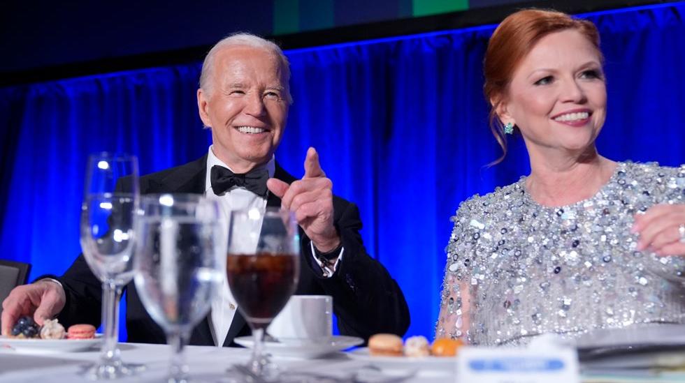 Biden delivers a strong blow to Trump during the Correspondents' Dinner