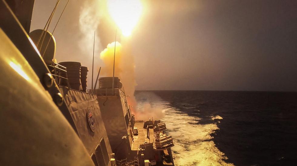 Mar Rosso: l'ex ammiraglio ritiene che gli Stati Uniti dovrebbero essere più aggressivi nella loro risposta