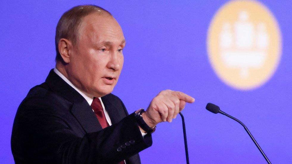 Vladimir Putin accuses the West of undermining the international order
