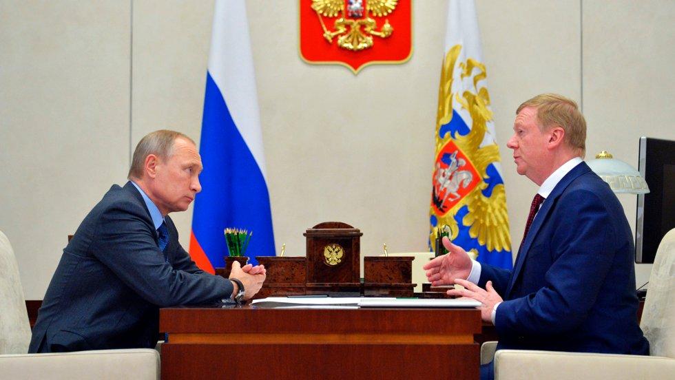 Former top adviser to Vladimir Putin hospitalized with a mysterious nervous breakdown