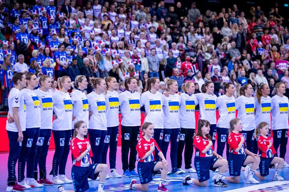 Handball girls support Ukraine – no sign EC Norway