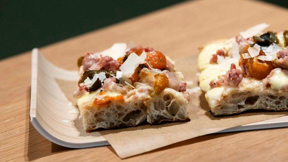 Guida al pranzo con Long & Short: Pranzo: Al Taglio – La pizza vince alla nuova apertura italiana