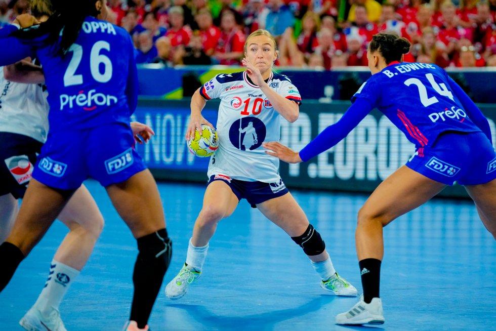 Oftedal and Norway show off to the European Championship final with a 28-20 handball over France – Denmark next