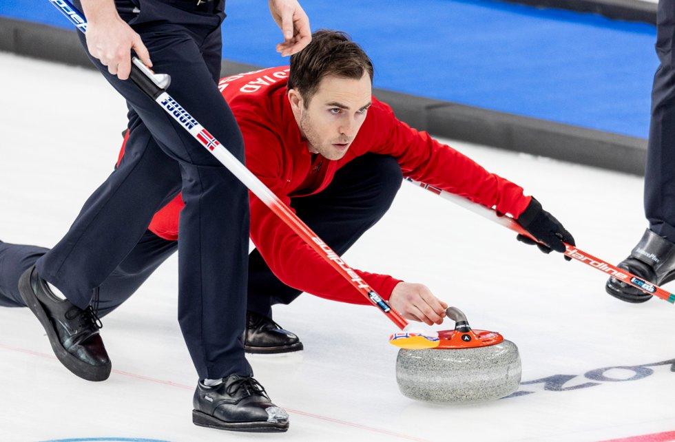 The Norwegian men were beaten by Scotland in the European Championships curling – semifinal hopes are out